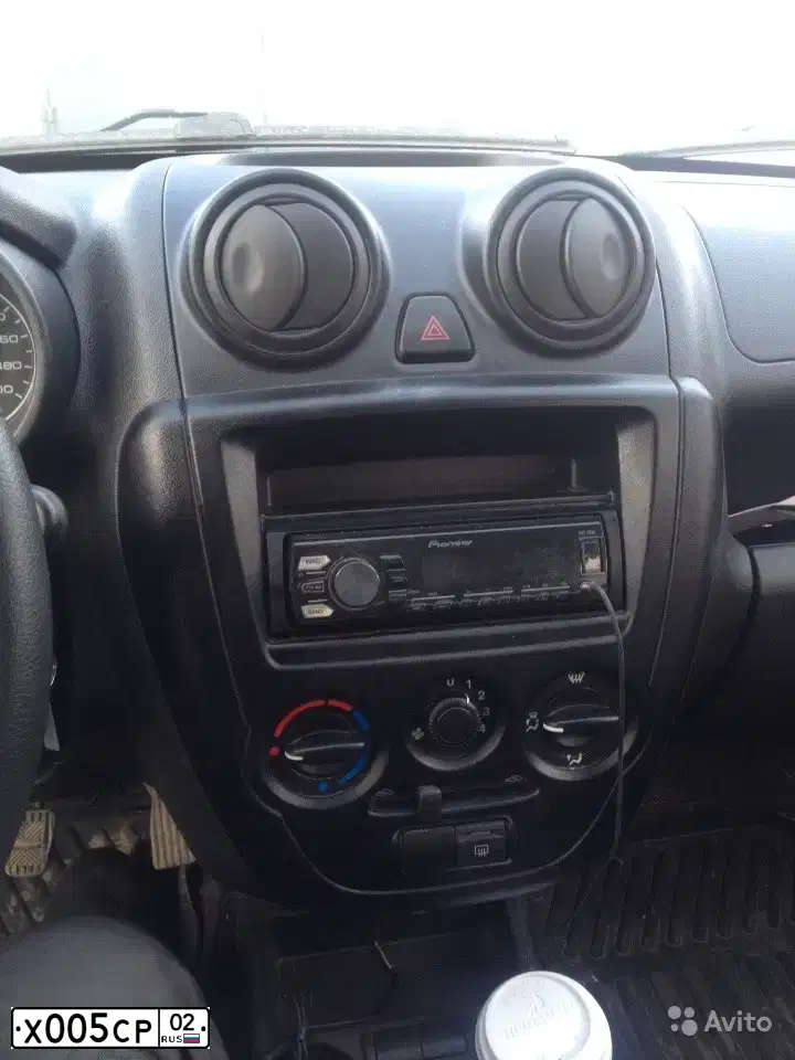 Фото автомобиля VAZ 2104 LADA, 1997 — госномер Х005СР102. Цвет: БЕЛЫЙ