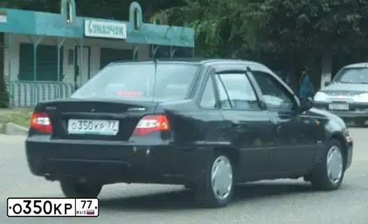 Фото автомобиля TOYOTA AVENSIS, 2008 — госномер Р056СК136. Цвет: Красный