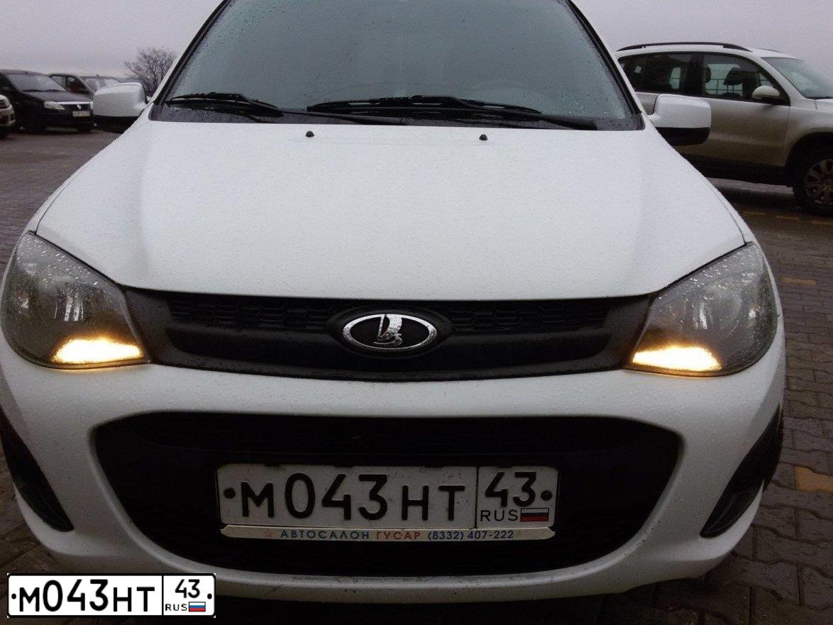 Фото автомобиля FORD FOCUS, 2008 — госномер М989УА43. Цвет: ТЕМНО-СИНИЙ