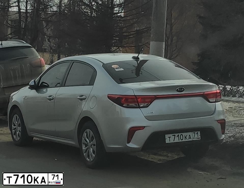 Фото автомобиля KIA RIO, 2018 — госномер У610УА71. Цвет: Серебристый