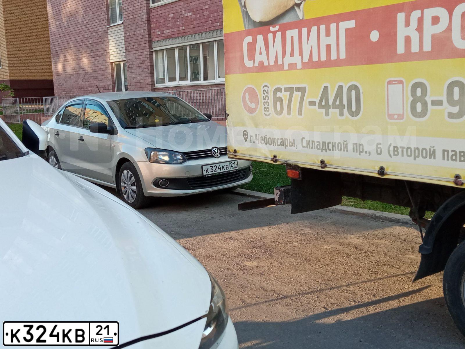 Фото автомобиля VOLKSWAGEN POLO, 2014 — госномер К324КВ21. Цвет: СЕРЕБРИСТО-ЖЕЛТЫЙ
