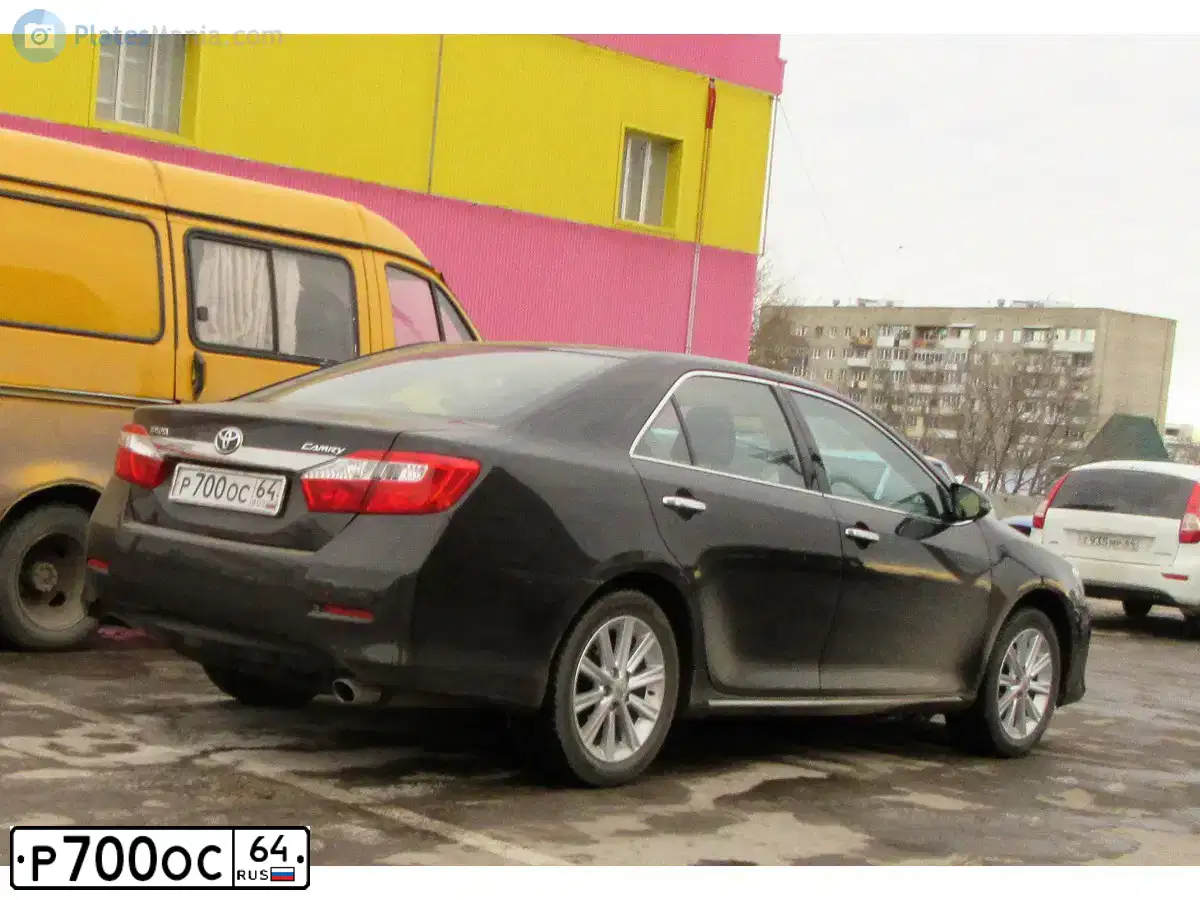 Фото автомобиля TOYOTA CAMRY, 2016 — госномер М070ЕТ763. Цвет: ЧЕРНЫЙ МЕТАЛЛИК