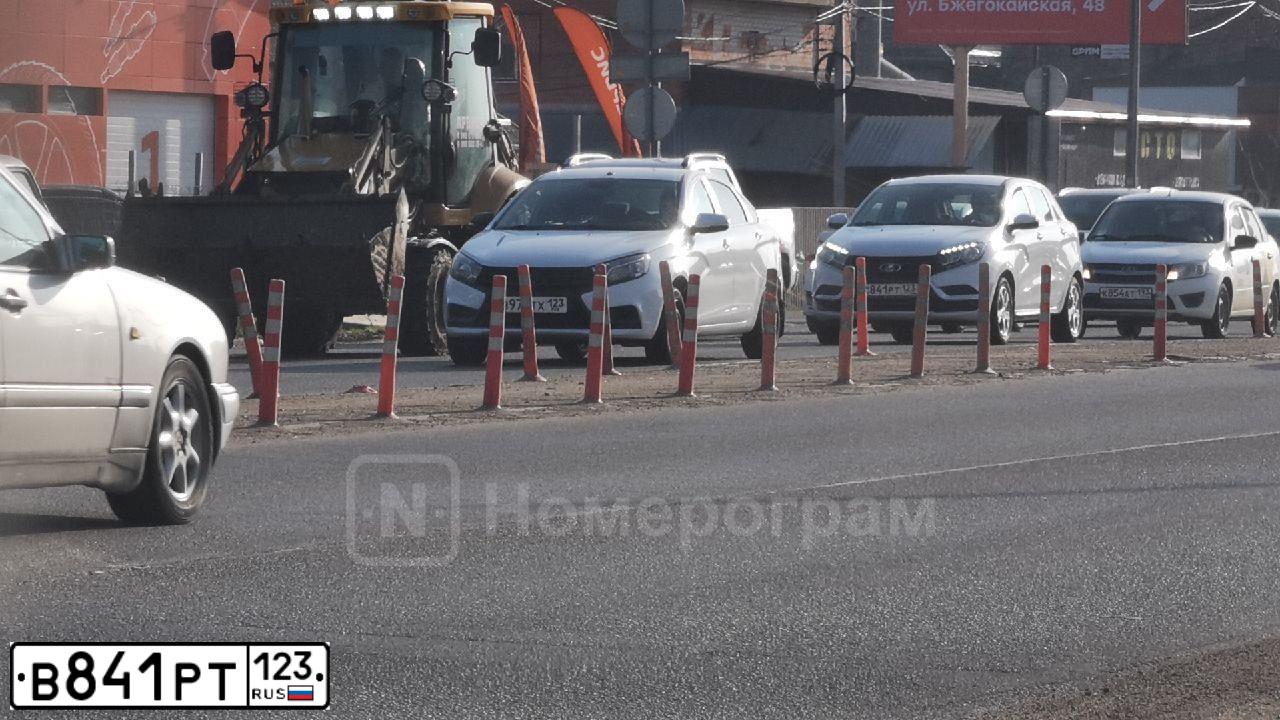 Фото автомобиля PORSCHE CAYENNE, 2004 — госномер К500УЕ05. Цвет: ЧЕРНЫЙ