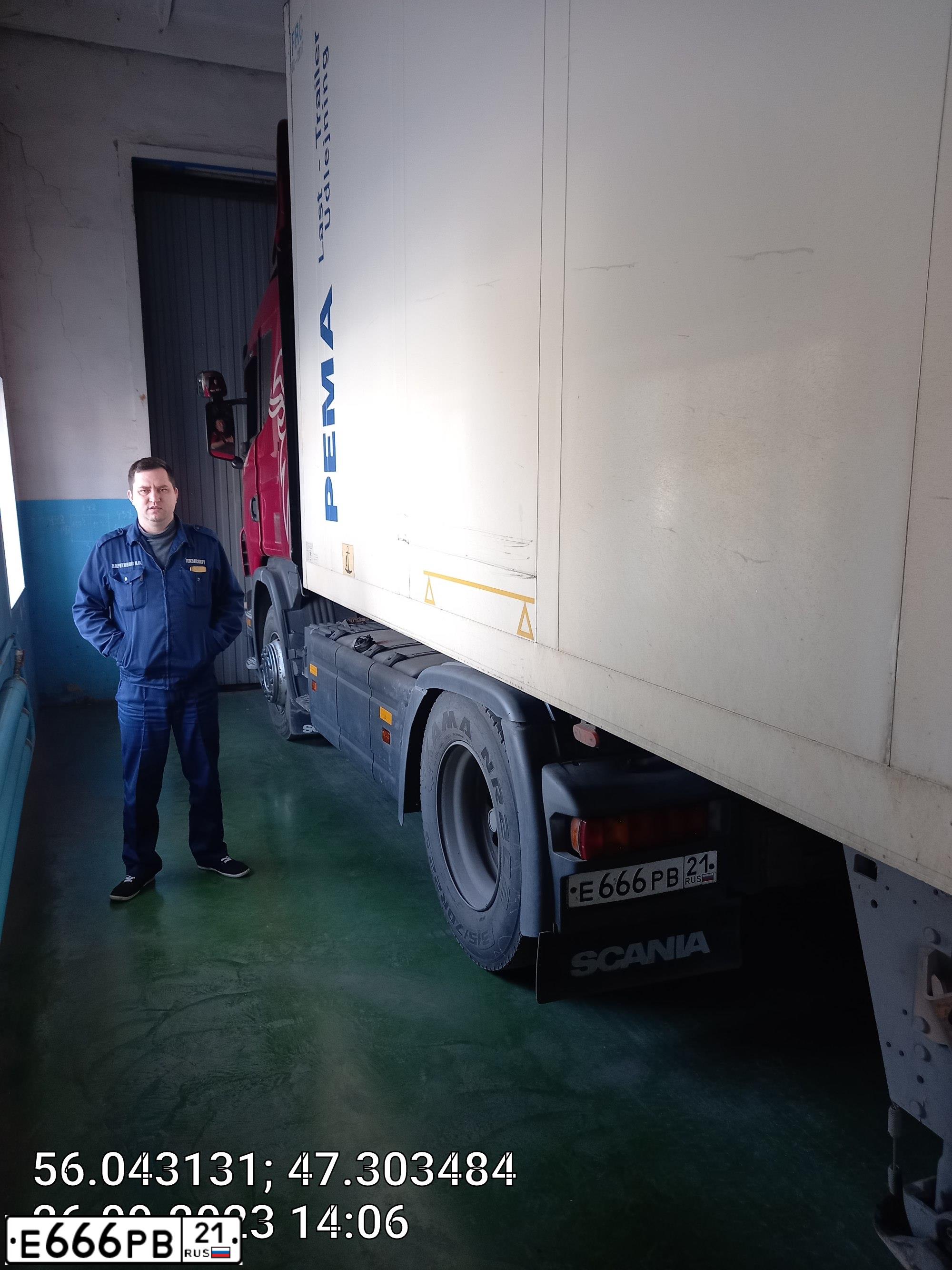 Фото автомобиля SCANIA SERIE G /4X2/, 2012 — госномер Е666РВ21. Цвет: КРАСНЫЙ