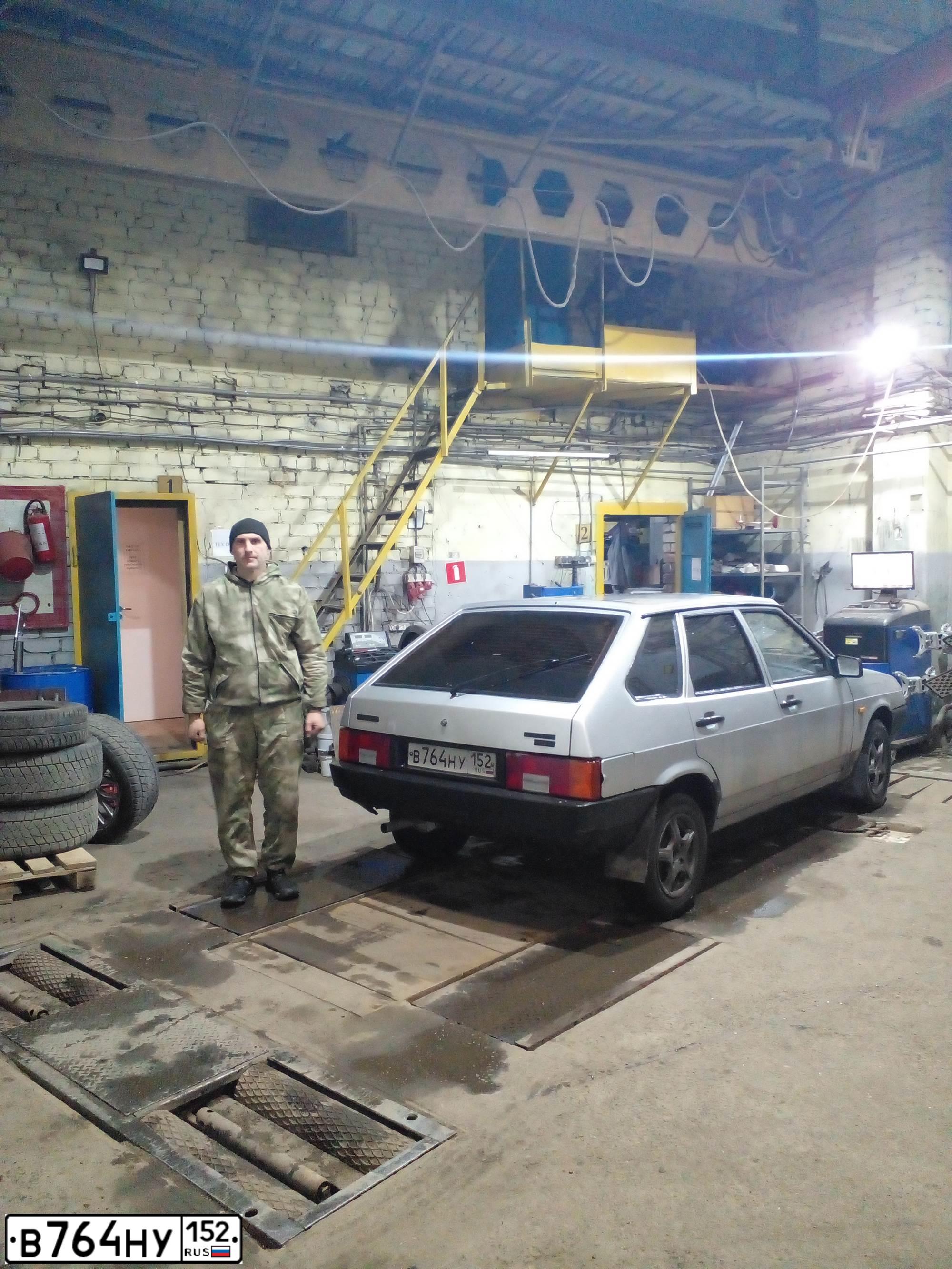 Фото автомобиля LADA 2109 SAMARA, 2004 — госномер В764НУ152. Цвет: СВЕТЛО-СЕРЫЙ