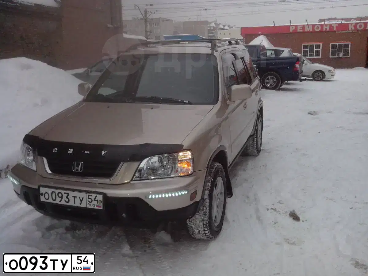 Фото автомобиля HONDA CR-V, 2000 — госномер О093ТУ54. Цвет: ЗОЛОТИСТЫЙ