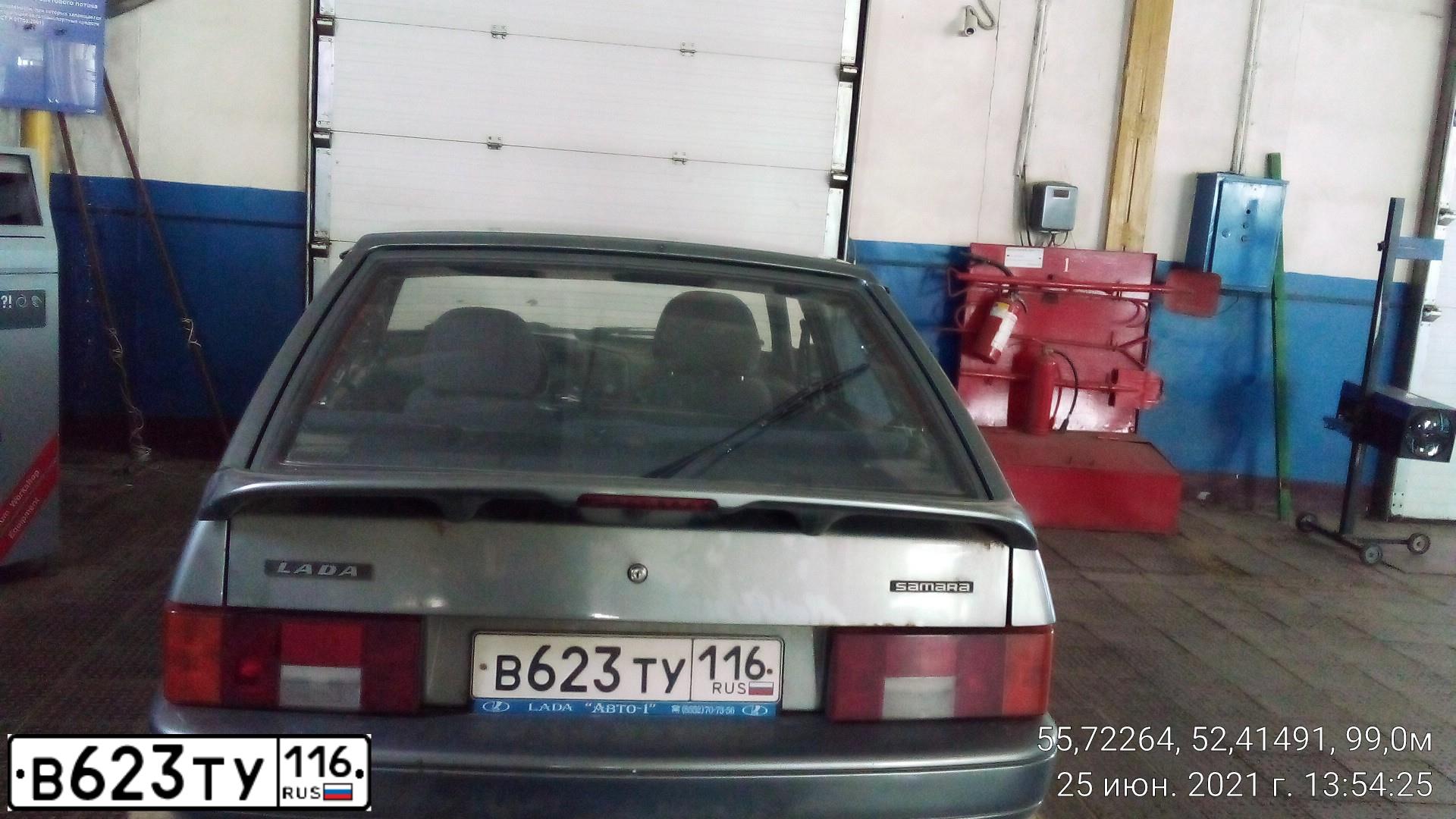 Фото автомобиля LADA 2114 SAMARA, 2006 — госномер В623ТУ116. Цвет: СРЕДНИЙ СЕРО-ЗЕЛЕНЫЙ МЕТАЛЛ