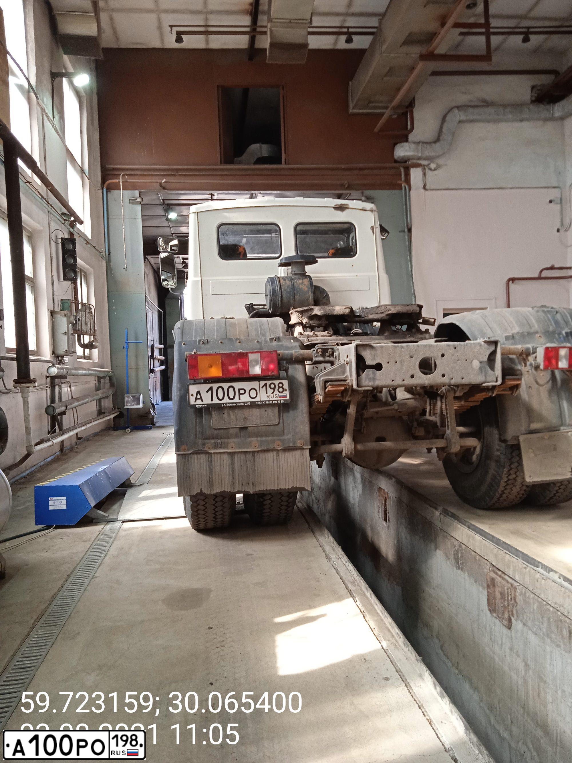 Фото автомобиля MAZ 5433 /4X2/, 2006 — госномер А100РО198
