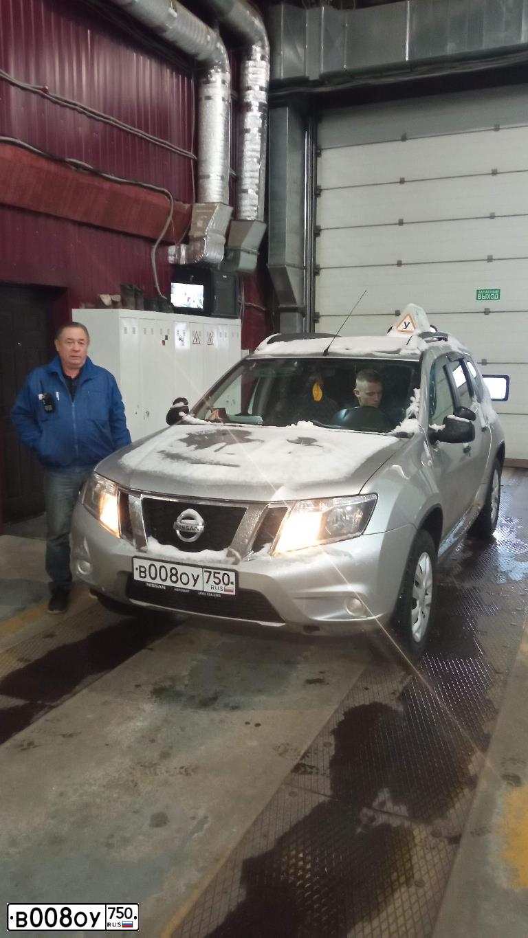 Фото автомобиля NISSAN ALMERA /AVTOVAZ/, 2013 — госномер В008ОУ750. Цвет: СЕРО-СИНИЙ