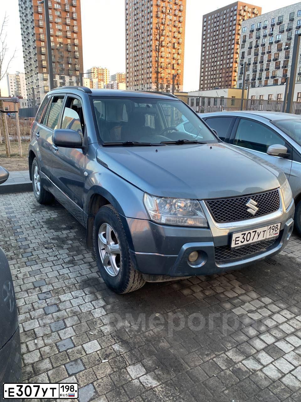 Фото автомобиля SUZUKI GRAND VITARA, 2008 — госномер А769НН136. Цвет: СЕРЫЙ