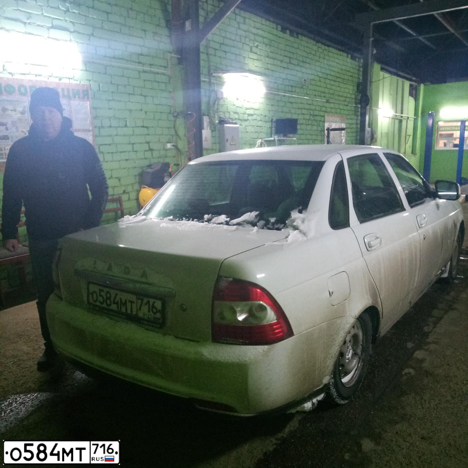 Фото автомобиля LADA PRIORA, 2013 — госномер В923УР43