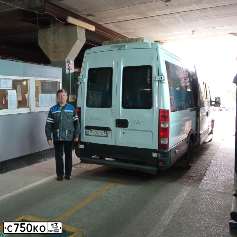 Фото автомобиля IVECO DAILY, 2011 — госномер С750КО13. Цвет: Белый