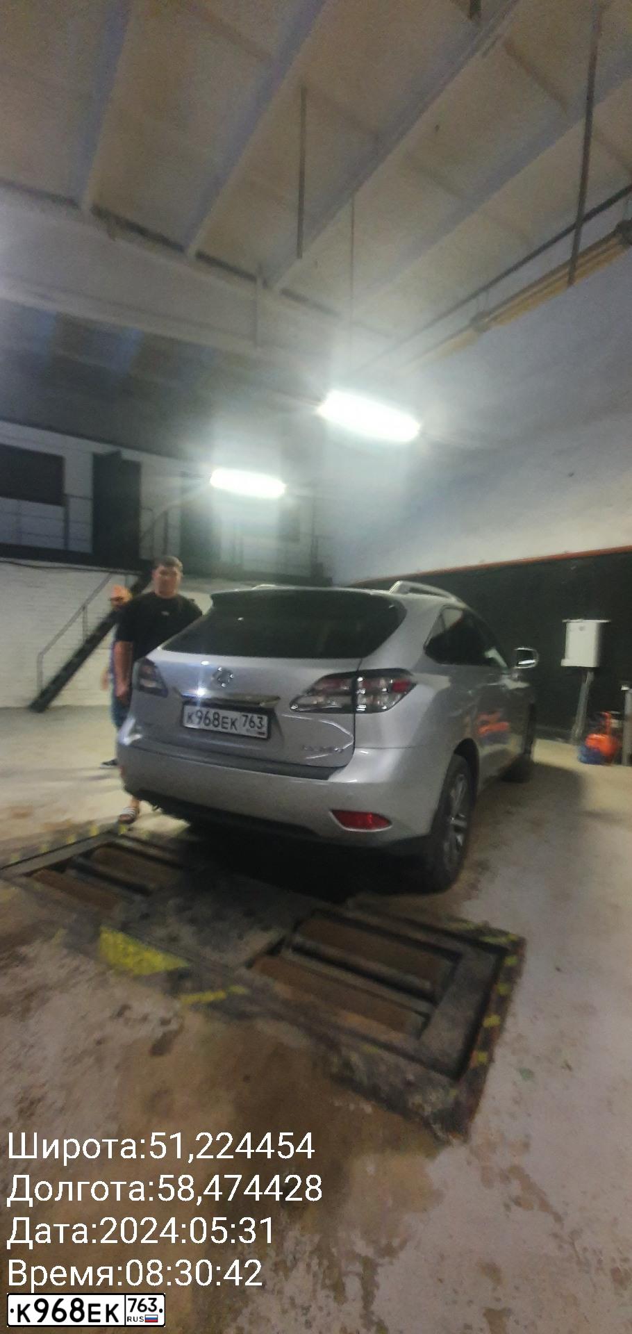 Фото автомобиля LEXUS RX, 2010 — госномер К968ЕК763. Цвет: СЕРЕБРИСТЫЙ