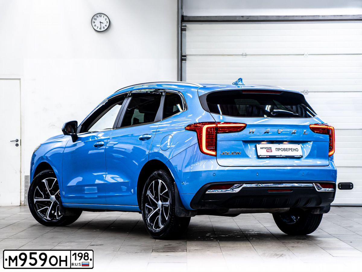Фото автомобиля HAVAL JOLION, 2022 — госномер Т694ВР198. Цвет: синий