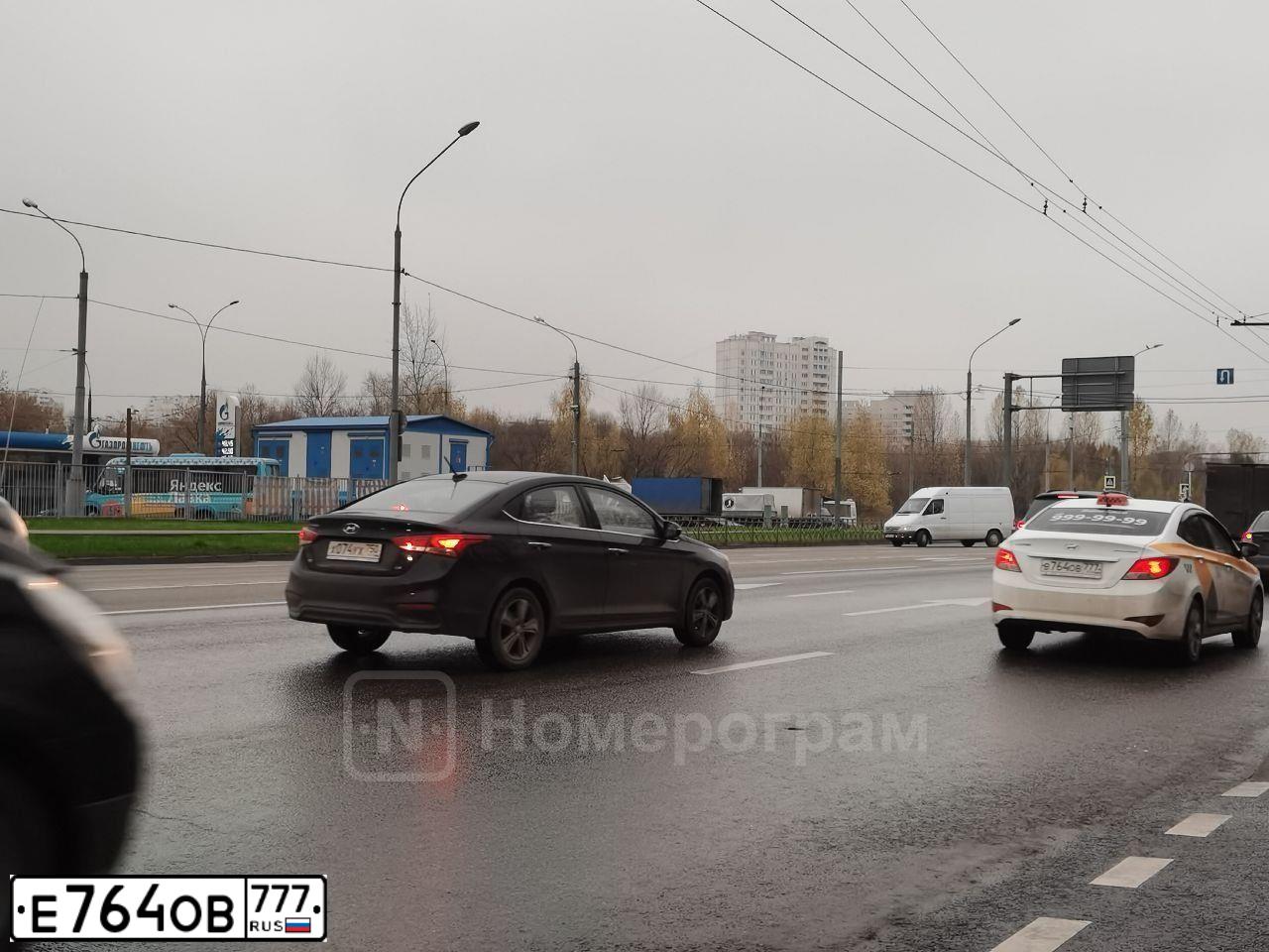Фото автомобиля KIA КИА СИД JD, 2015 — госномер Е764ОВ777. Цвет: КОРИЧНЕВЫЙ