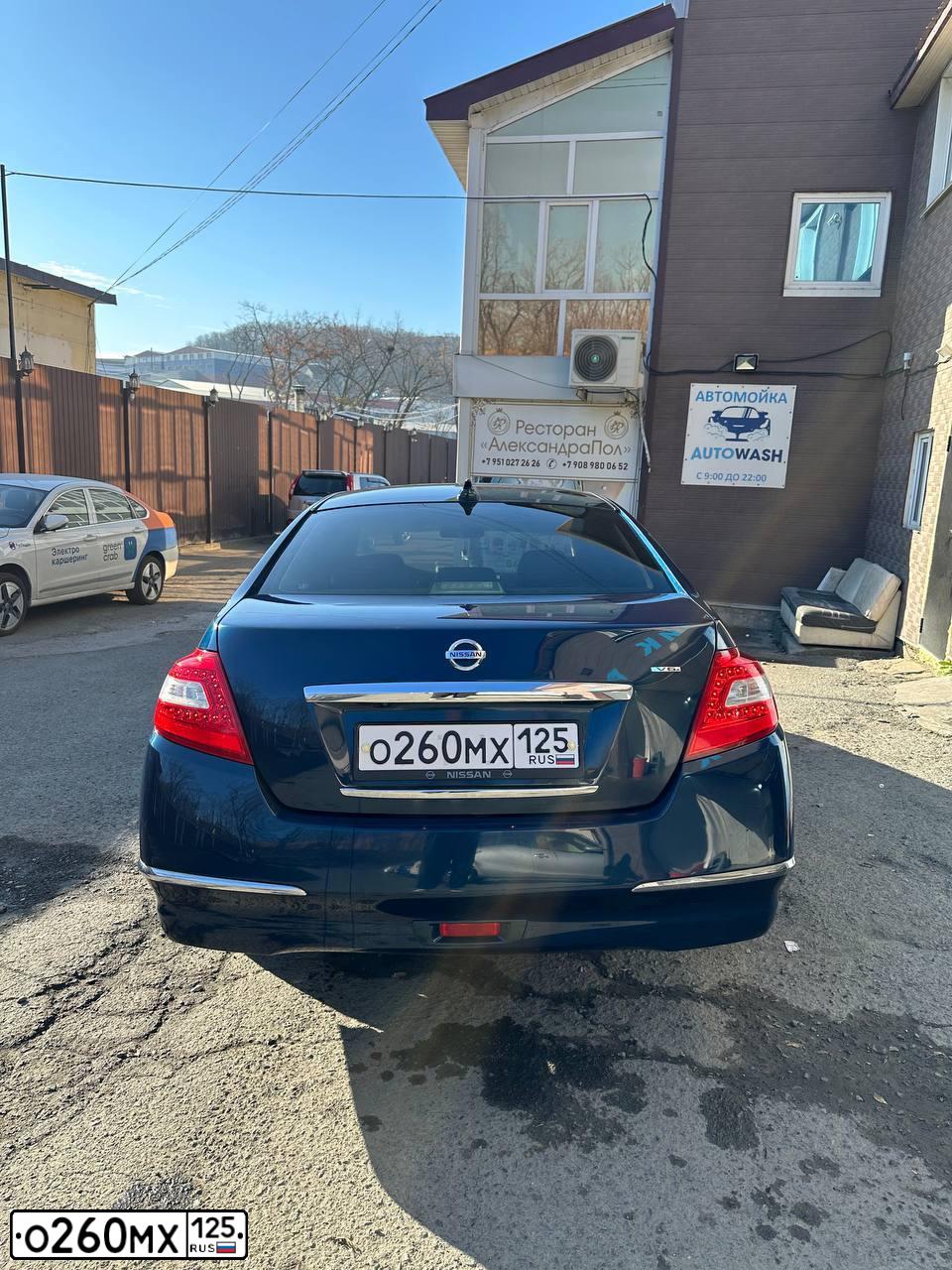 Фото автомобиля NISSAN TEANA, 2008 — госномер О851ТУ98. Цвет: синий