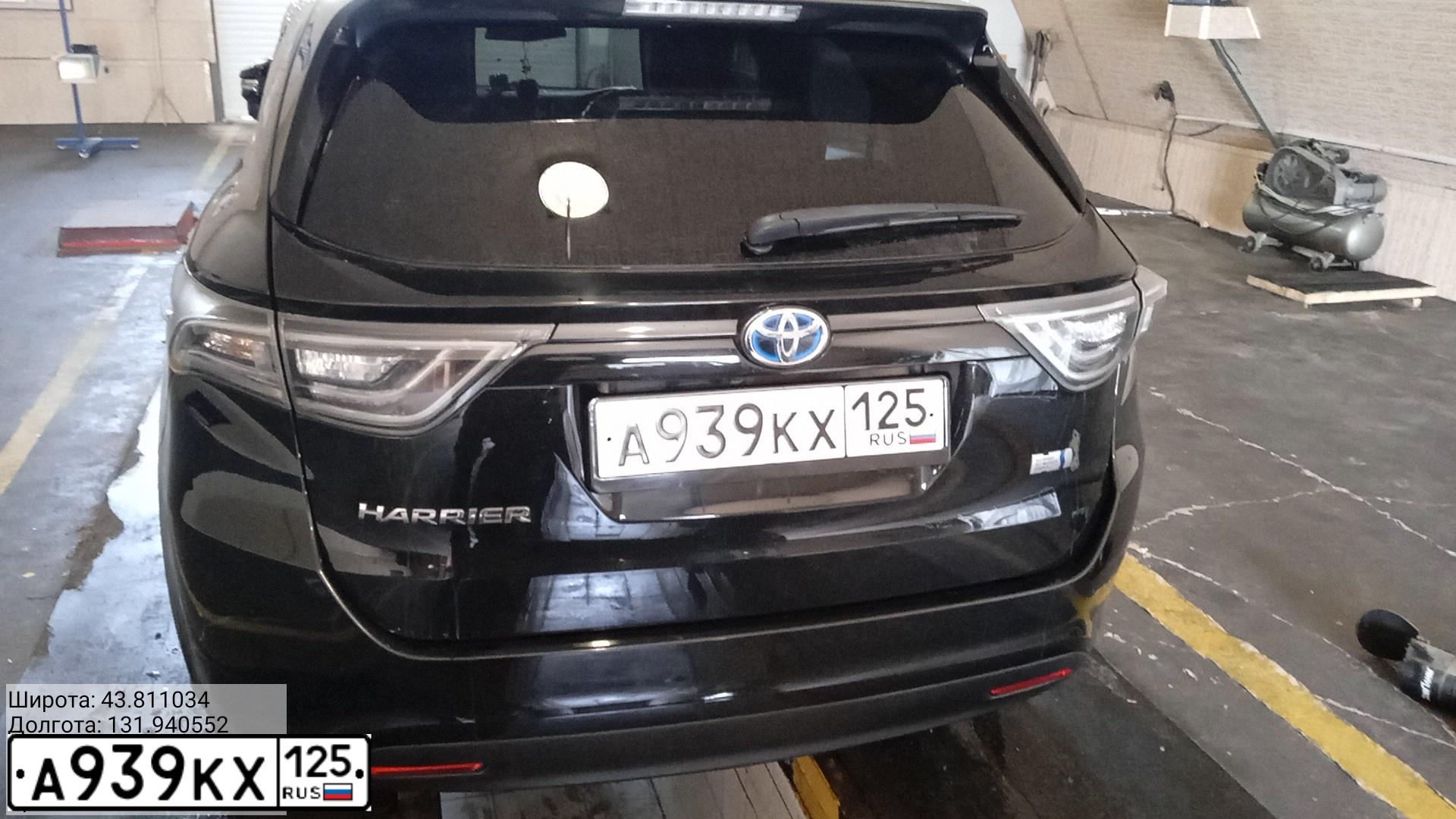 Фото автомобиля TOYOTA HARRIER, 2015 — госномер Р702РМ125