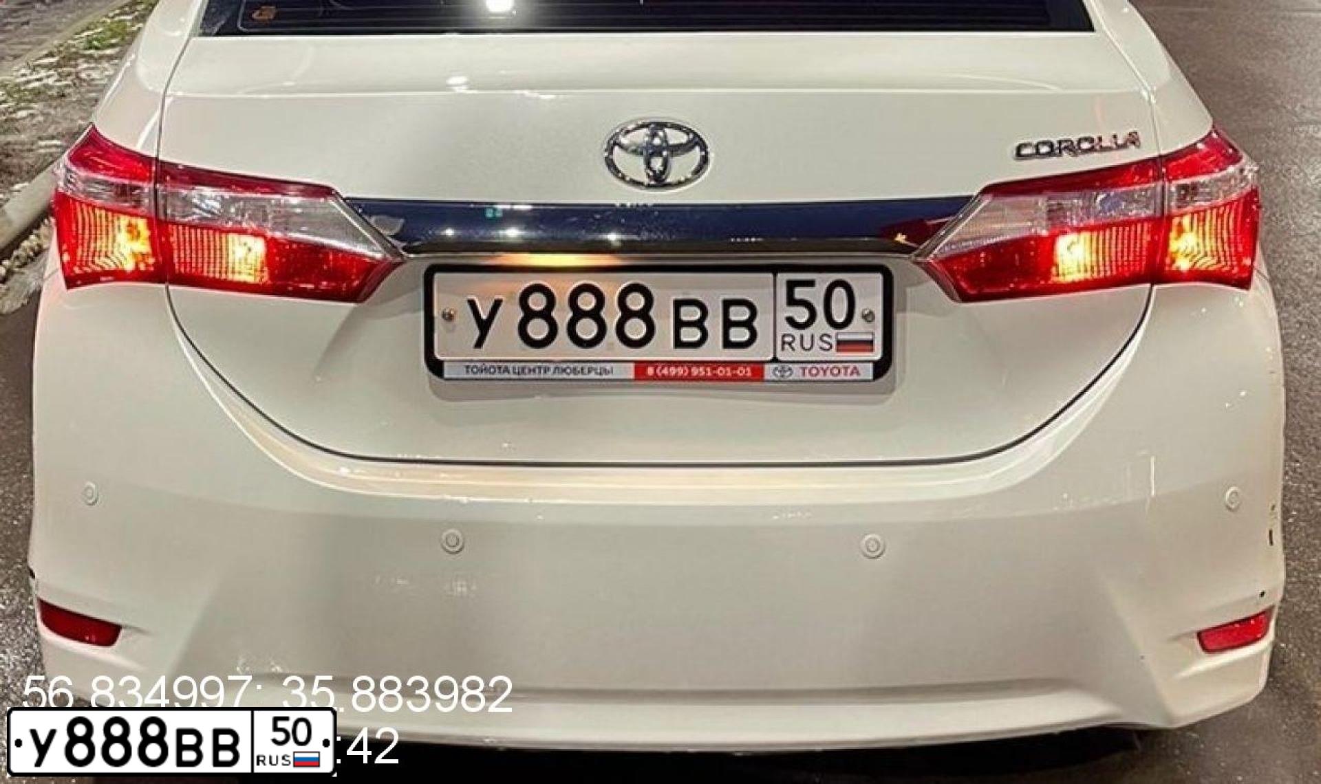Фото автомобиля INFINITI I G, 2012 — госномер А812АР799. Цвет: Белый