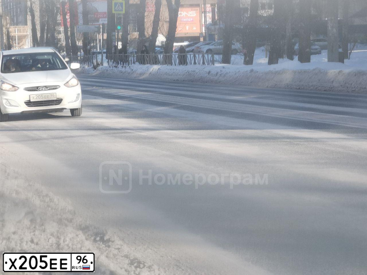 Фото автомобиля KIA RIO, 2014 — госномер О428УВ58