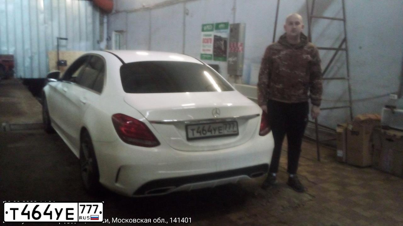 Фото автомобиля MERCEDES E-KLASSE, 2012 — госномер С898МХ98. Цвет: Белый