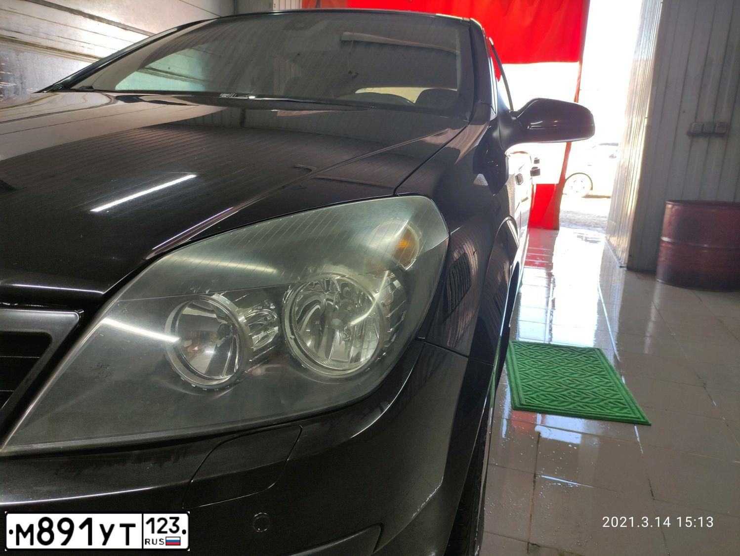 Фото автомобиля OPEL ASTRA, 2006 — госномер А777АВ26. Цвет: ЧЕРНЫЙ