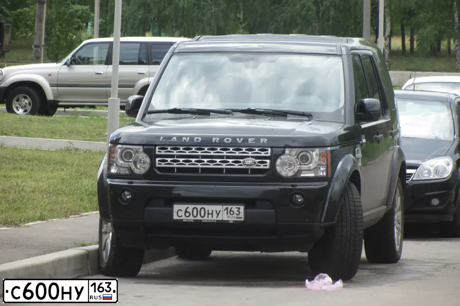 Фото автомобиля LADA 2190 GRANTA, 2013 — госномер К879СЕ763. Цвет: Серебристый