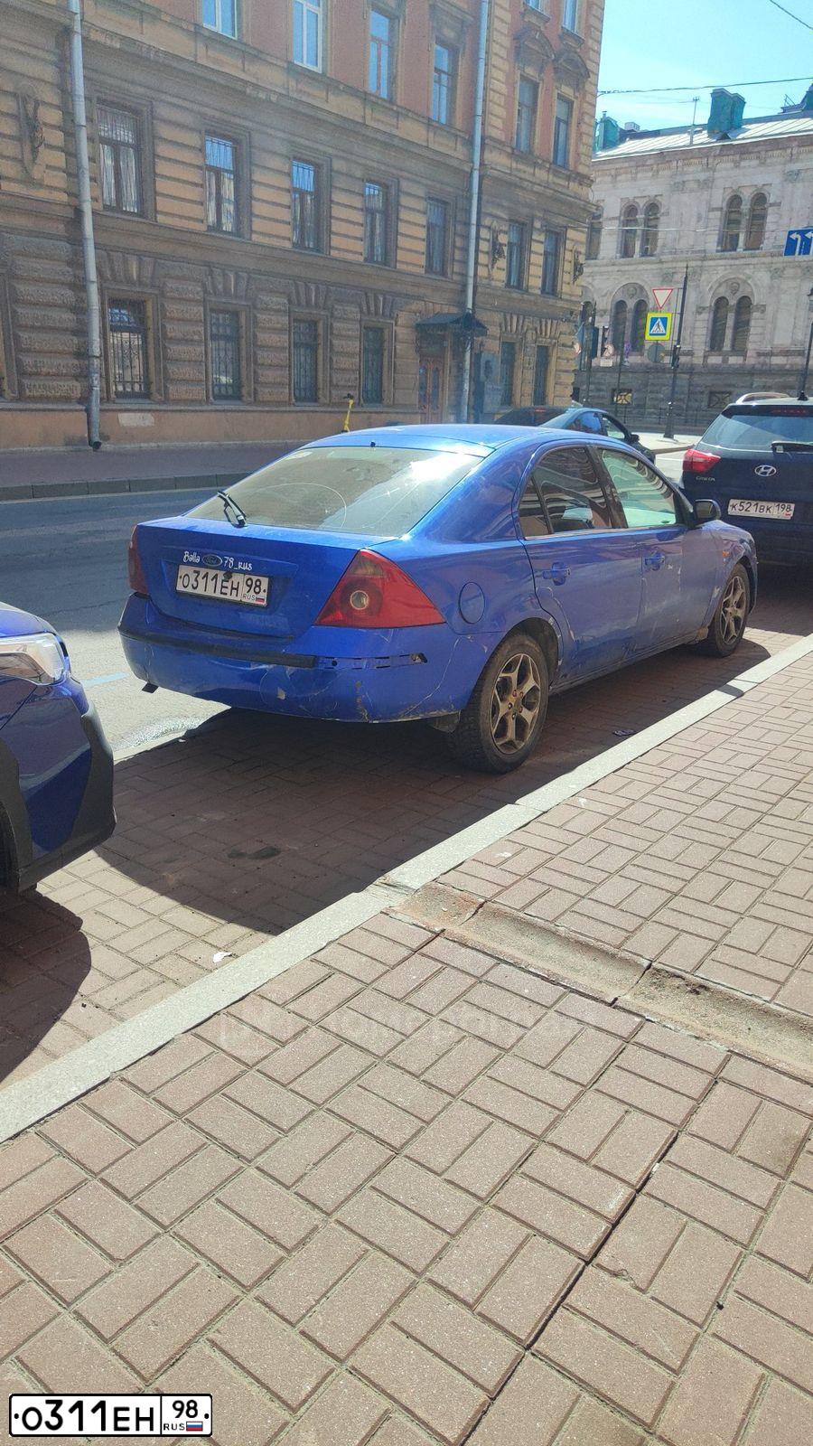 Фото автомобиля FORD MONDEO, 2001 — госномер О311ЕН98. Цвет: СИНИЙ