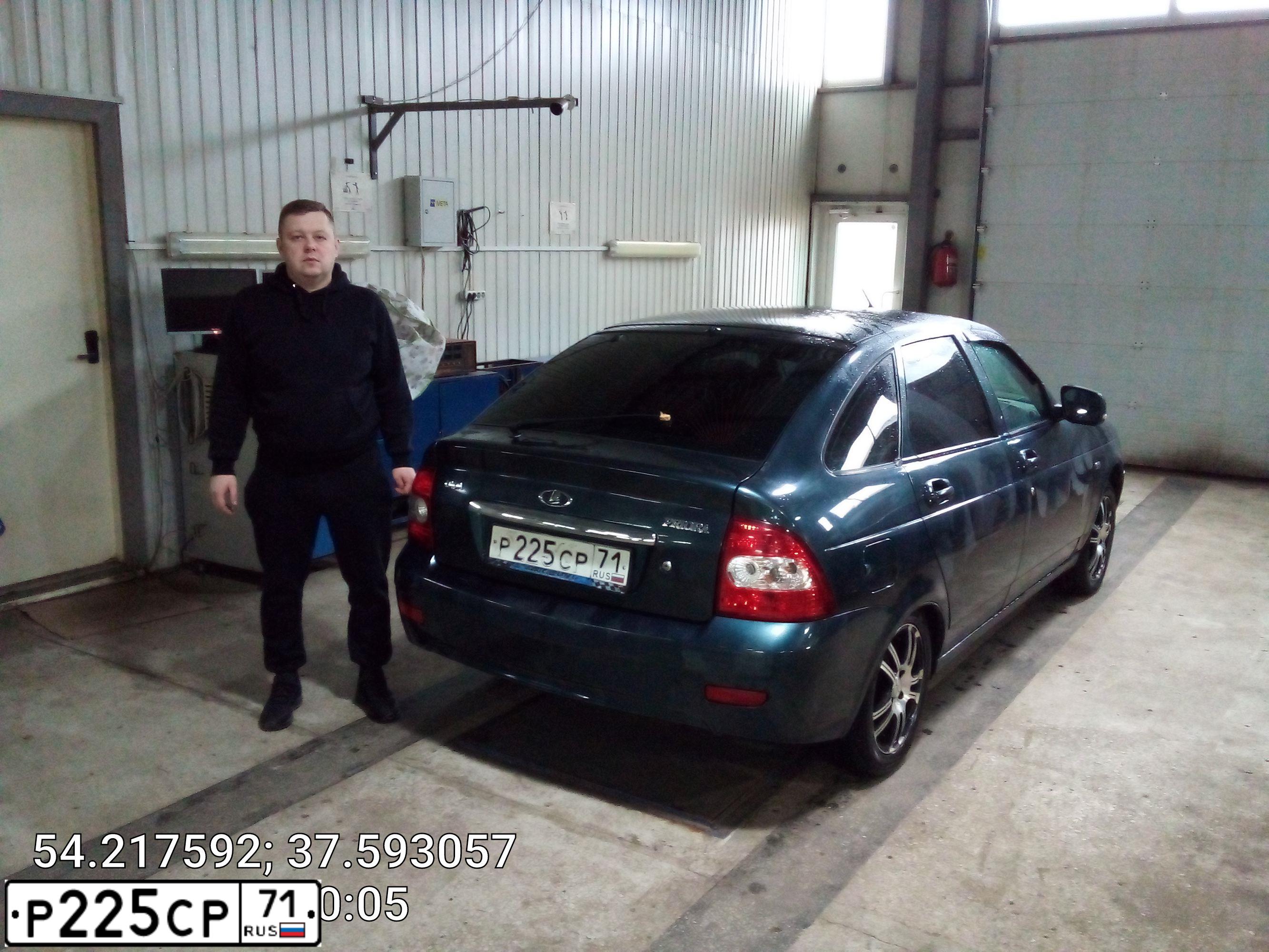 Фото автомобиля LADA 2172 PRIORA, 2012 — госномер Р225СР71. Цвет: СИНЕ-ЗЕЛЕНЫЙ