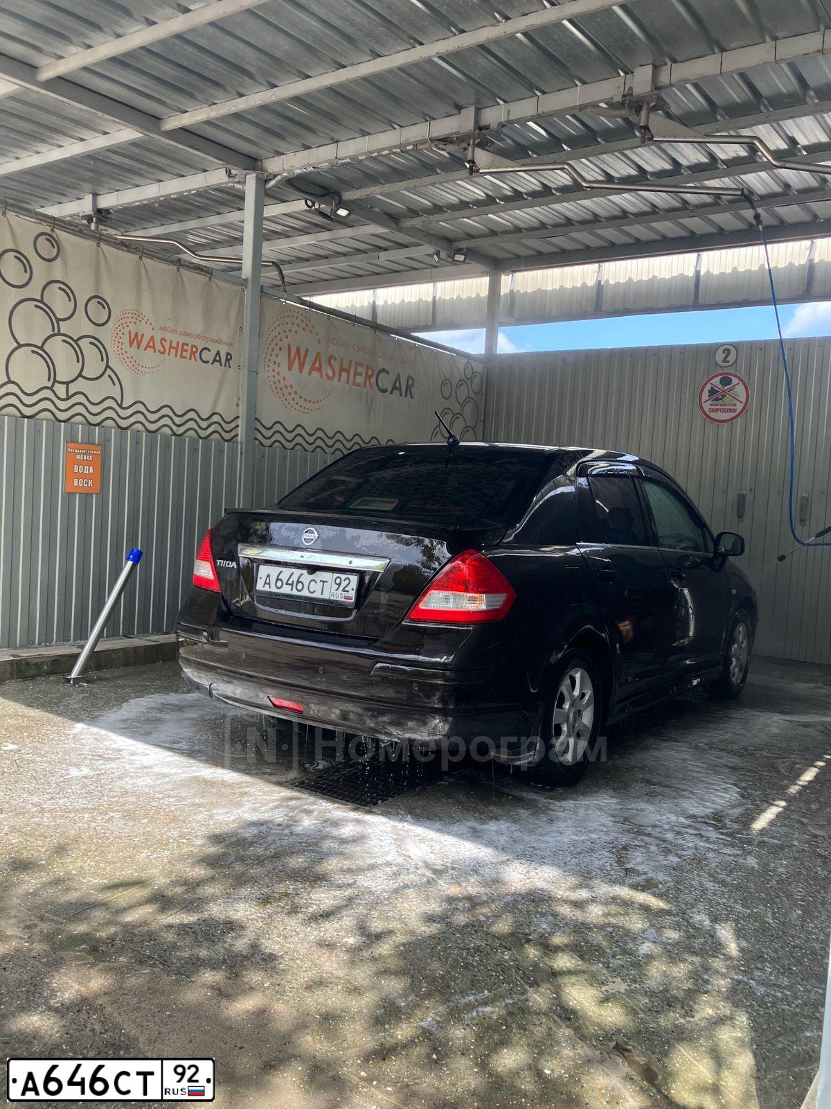 Фото автомобиля NISSAN TIIDA, 2011 — госномер А646СТ92. Цвет: КОРИЧНЕВЫЙ