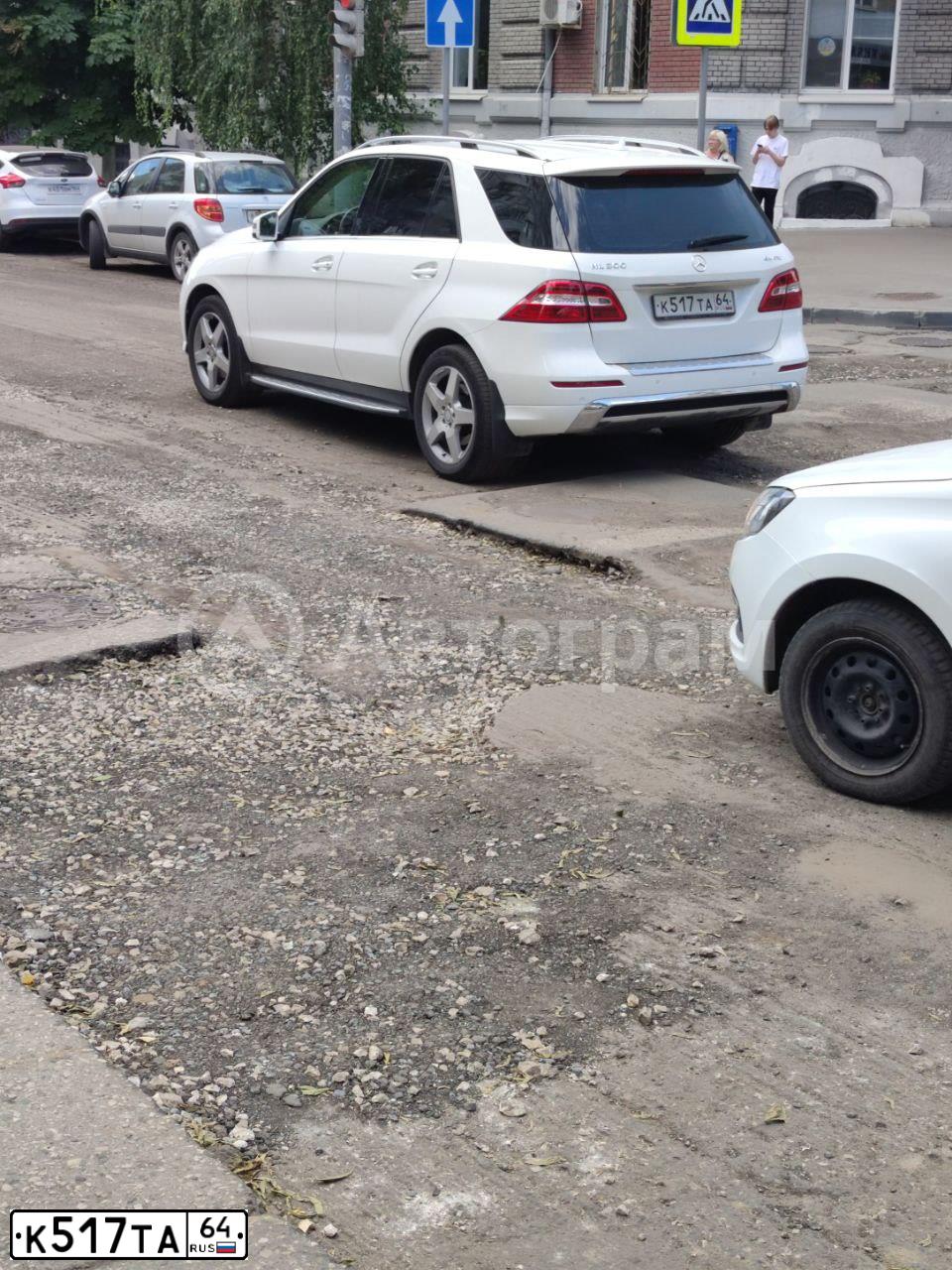 Фото автомобиля VOLKSWAGEN GOLF PLUS, 2007 — госномер В847АН123. Цвет: ЧЕРНЫЙ