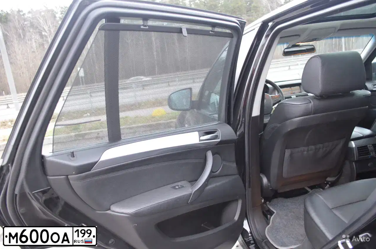 Фото автомобиля MAZDA 3, 2008 — госномер М600ОА199. Цвет: БЕЖЕВЫЙ