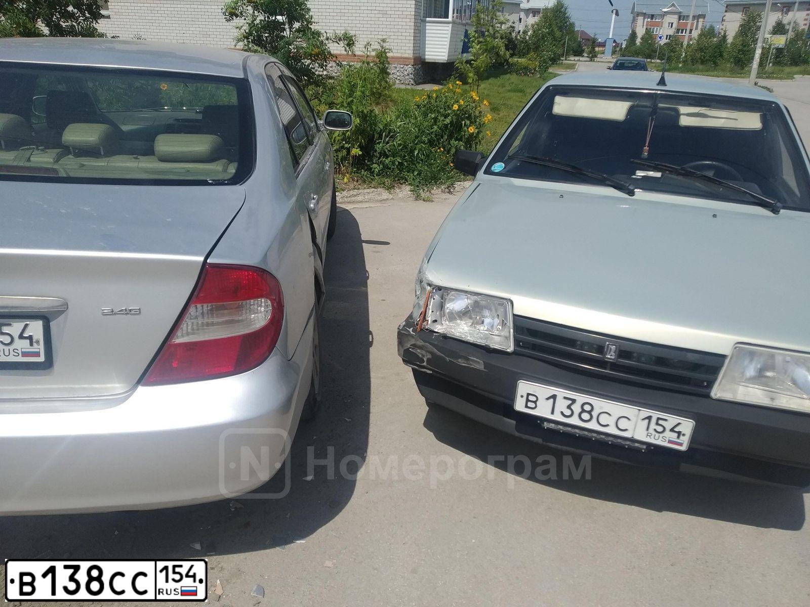 Фото автомобиля LADA 2109, 2003 — госномер М764НО154