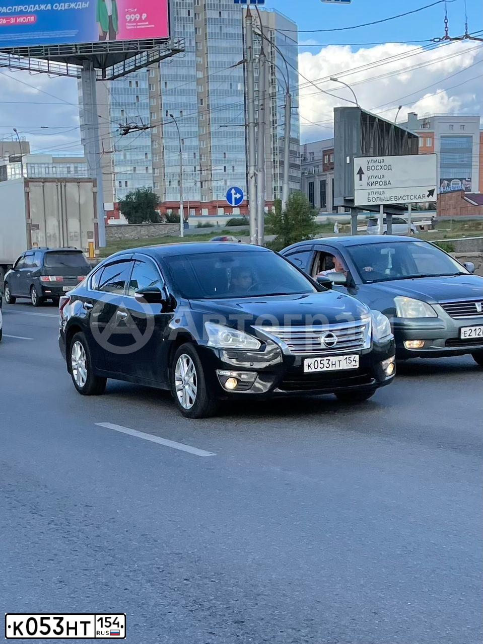 Фото автомобиля NISSAN TEANA, 2014 — госномер Н007МВ52. Цвет: ЧЕРНЫЙ
