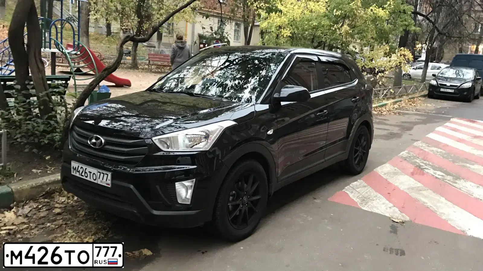 Фото автомобиля HYUNDAI CRETA, 2016 — госномер М426ТО777. Цвет: ЧЕРНЫЙ