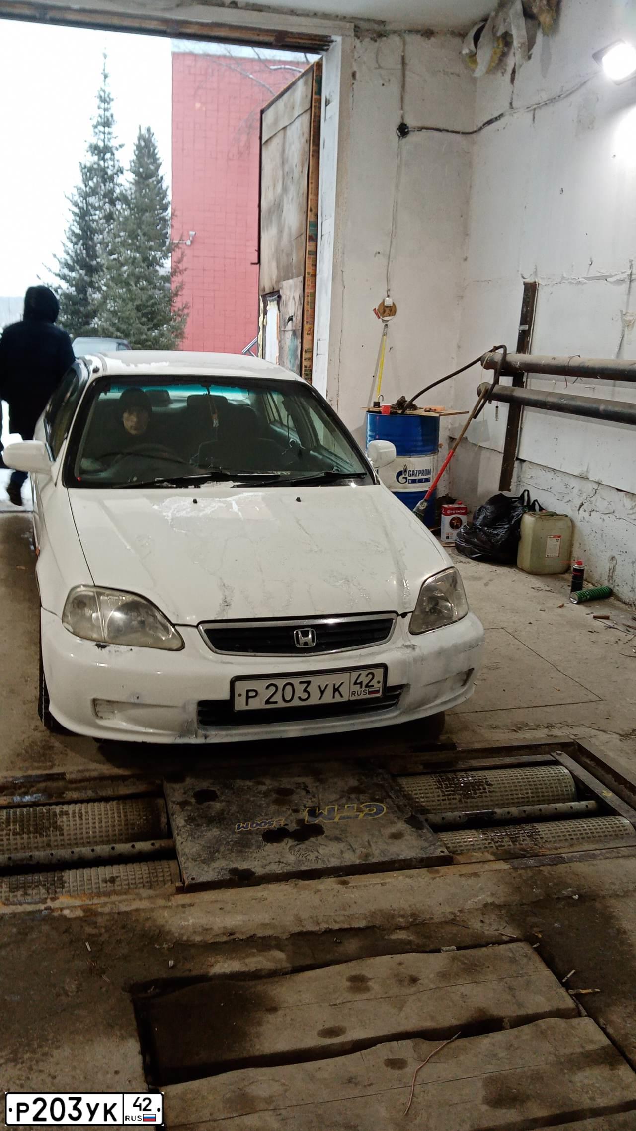 Фото автомобиля HONDA FERIO, 2000 — госномер В850УК122