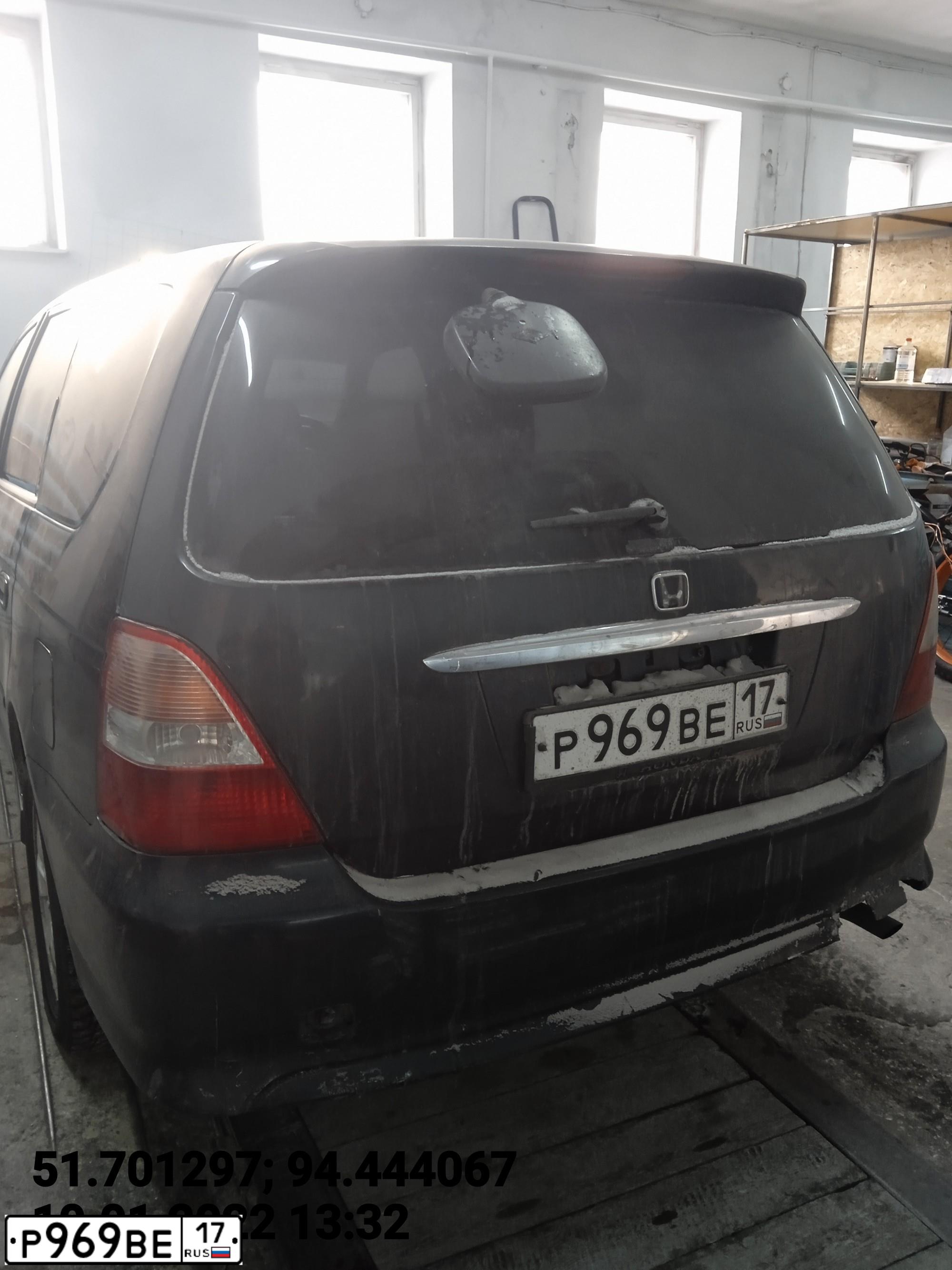 Фото автомобиля HONDA ODYSSEY, 2000 — госномер А399ЕУ17