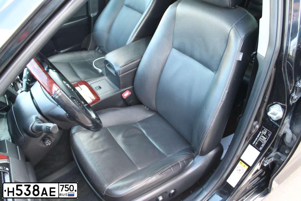 Фото автомобиля TOYOTA CAMRY, 2011 — госномер Н538АЕ750. Цвет: ЧЕРНЫЙ