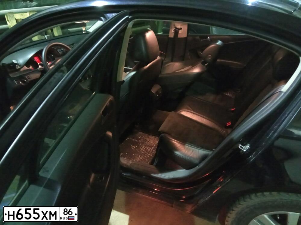 Фото автомобиля VOLKSWAGEN PASSAT, 2006 — госномер Х999РР86. Цвет: ЧЕРНЫЙ