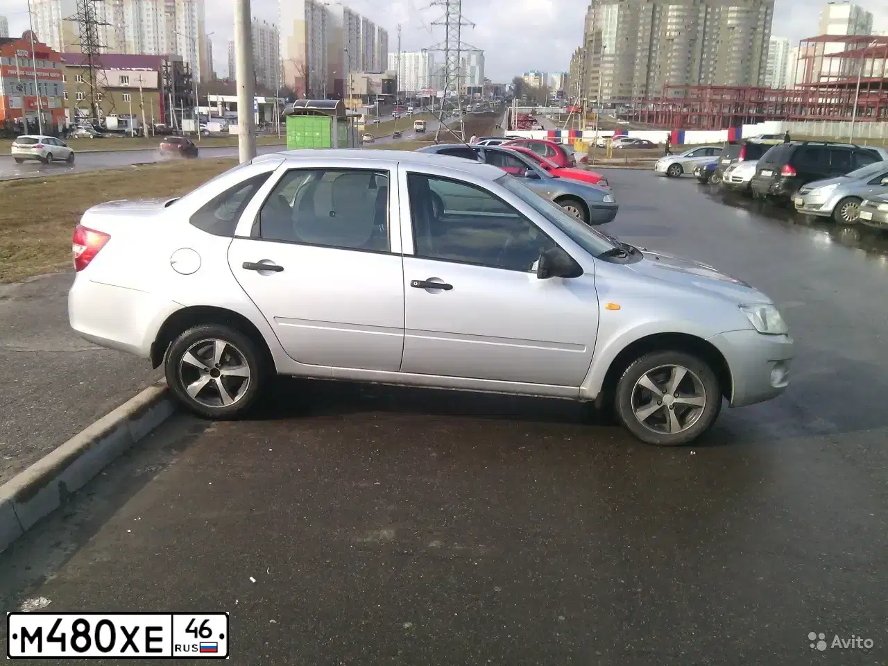 Фото автомобиля LADA 2190 GRANTA, 2012 — госномер Р471ОМ46. Цвет: СЕРЕБРИСТЫЙ