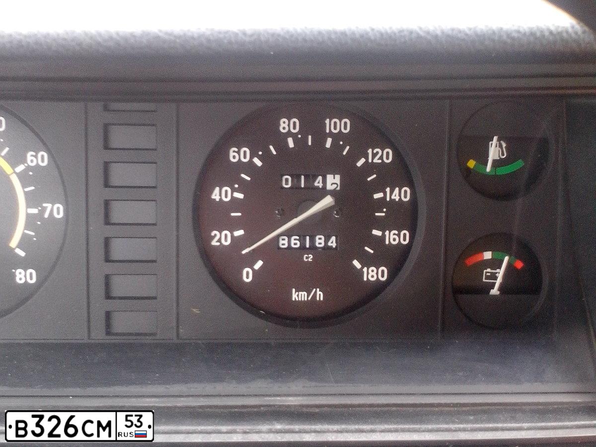 Фото автомобиля LADA 2107, 2007 — госномер О735СН69. Цвет: Темно-зеленый