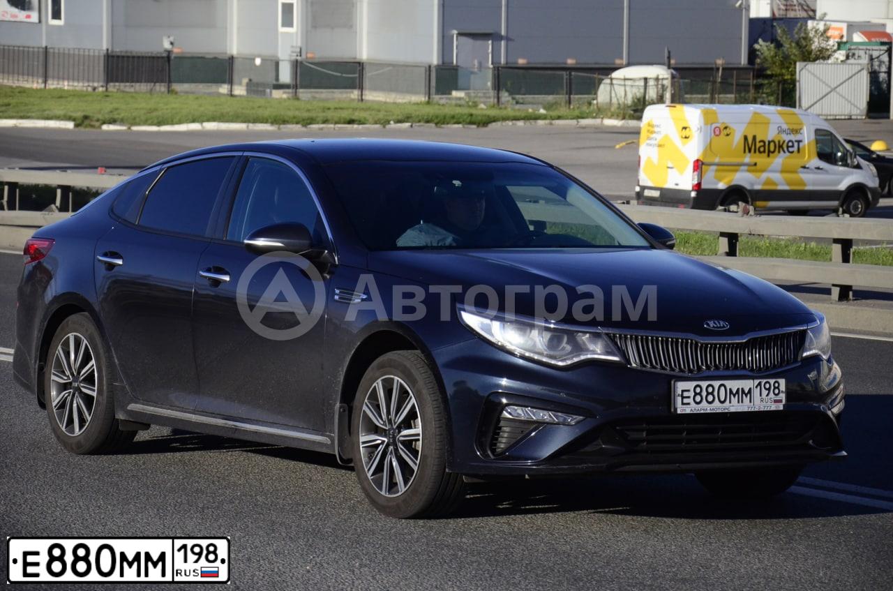 Фото автомобиля KIA MAGENTIS / OPTIMA, 2019 — госномер К057АО147. Цвет: синий