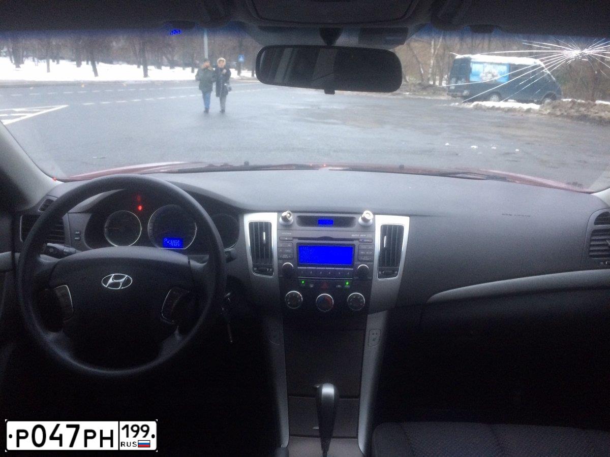 Фото автомобиля HYUNDAI SONATA, 2008 — госномер Т751ТУ777. Цвет: ТЕМНО-ВИШНЕВЫЙ