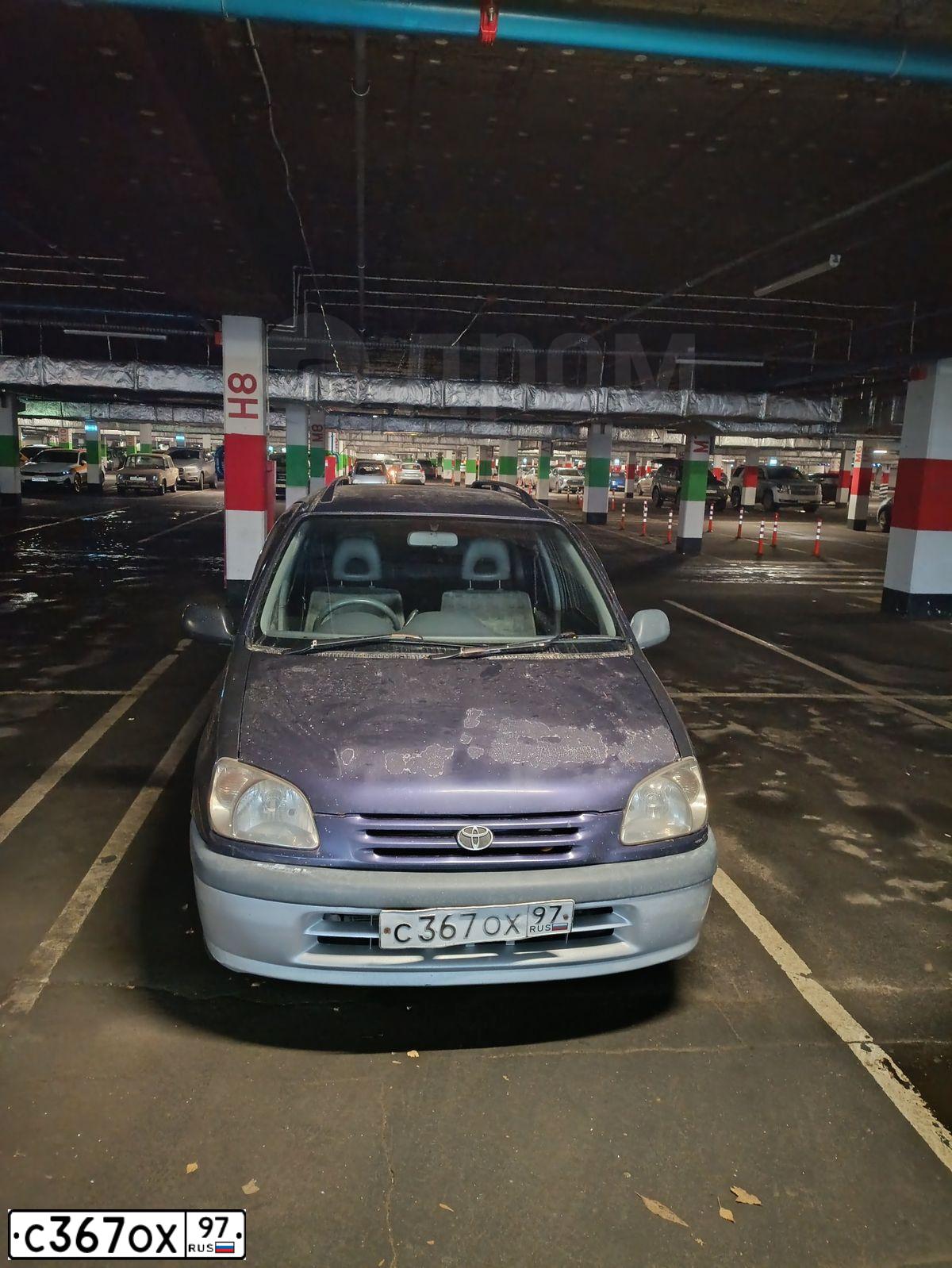 Фото автомобиля TOYOTA RAUM, 1998 — госномер С367ОХ97