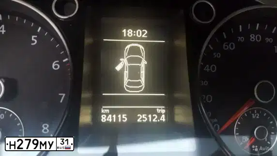 Фото автомобиля VOLKSWAGEN CC, 2009 — госномер У725МТ47. Цвет: СЕРЕБРИСТЫЙ