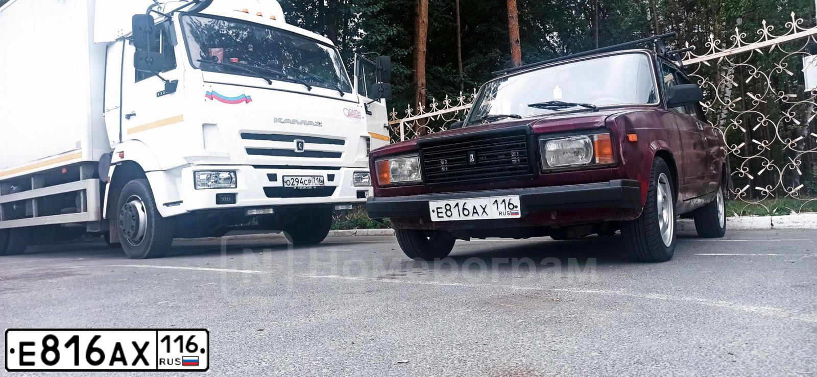 Фото автомобиля LADA 2107 LADA, 2007 — госномер Е816АХ116. Цвет: ТЕМНО-ВИШНЕВЫЙ