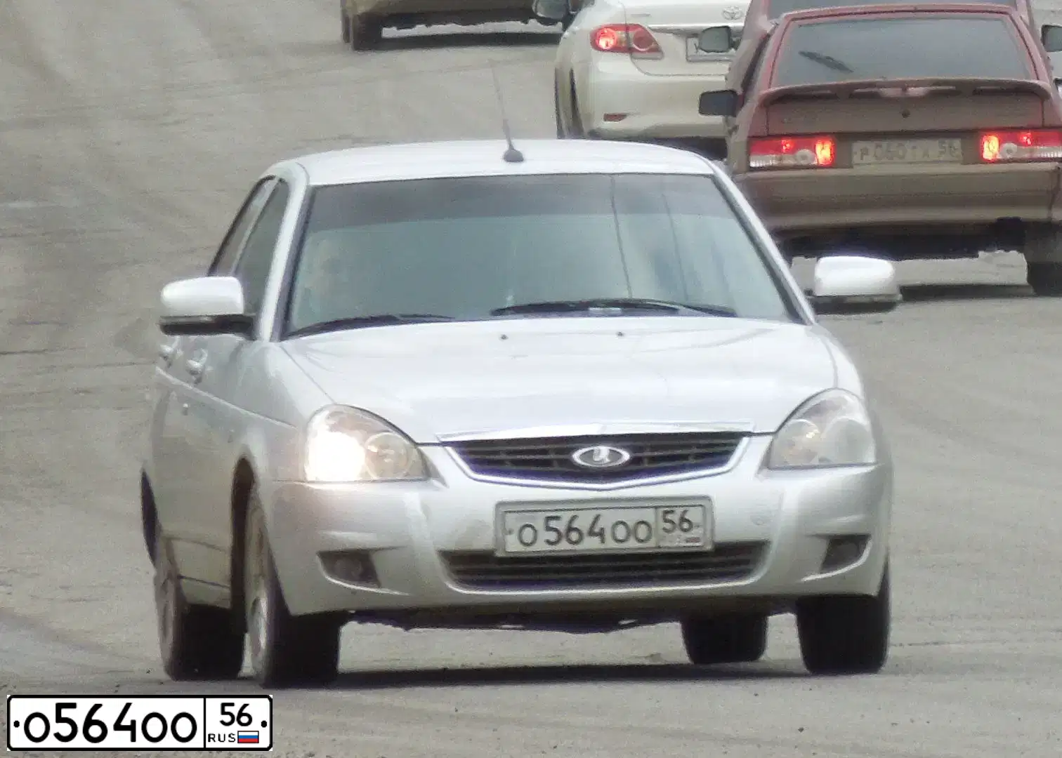 Фото автомобиля GAZ 3110 WOLGA, 2006 — госномер О564ОО56. Цвет: ЛАСВЕГАС