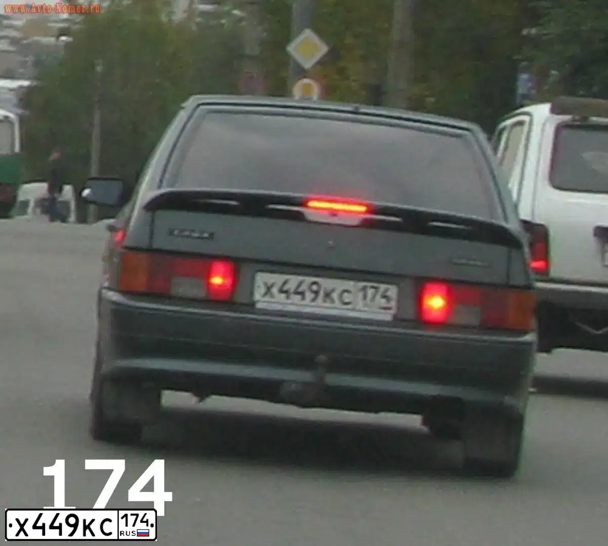 Фото автомобиля LADA 2114 SAMARA, 2008 — госномер У575ЕО174. Цвет: СЕРО-СИНЕ-ЗЕЛЕНЫЙ