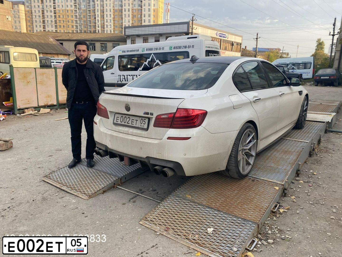 Фото автомобиля LADA 2114 SAMARA, 2011 — госномер В838ВУ178. Цвет: СРЕДНИЙ СЕРО-ЗЕЛЕНЫЙ МЕТ