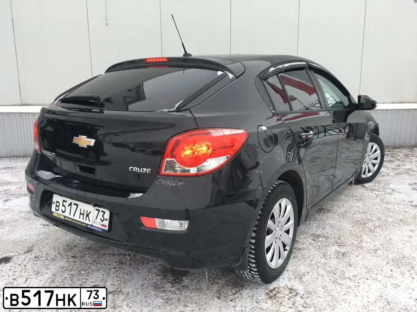 Фото автомобиля CHEVROLET CRUZE, 2013 — госномер В067МН156. Цвет: ЧЕРНЫЙ МЕТАЛЛИК