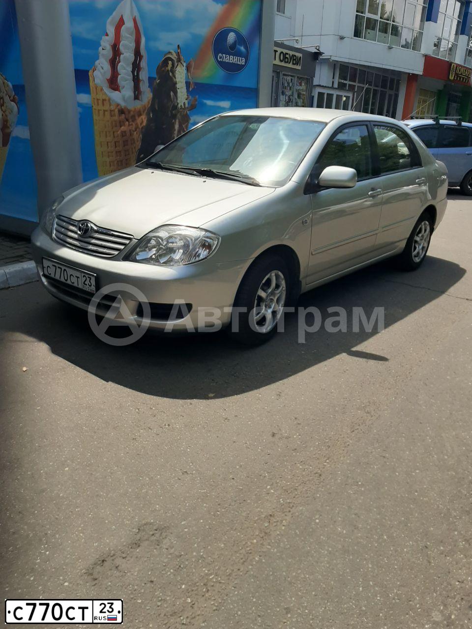 Фото автомобиля TOYOTA COROLLA, 2005 — госномер С770СТ23. Цвет: СЕРЕБРИСТЫЙ